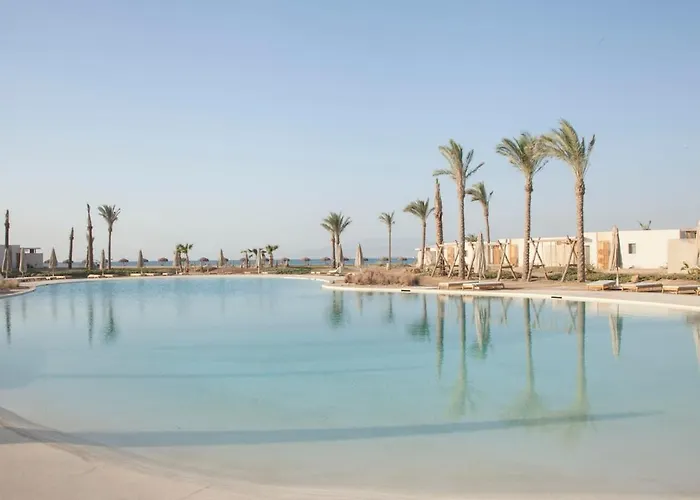 Beachfront Somabay Steps From Sea & Pool Hurghada
