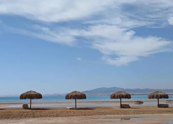 Hébergement de vacances Beachfront Somabay Steps From Sea & Pool